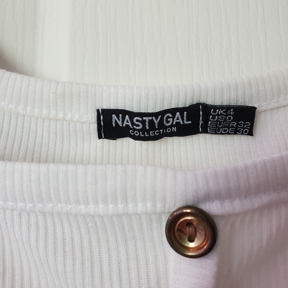 Nasty Gal Kick Their Button Square Neck Top - Picture 3 of 6